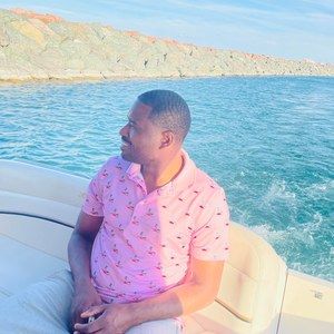 Meet your Posher, Cornelius